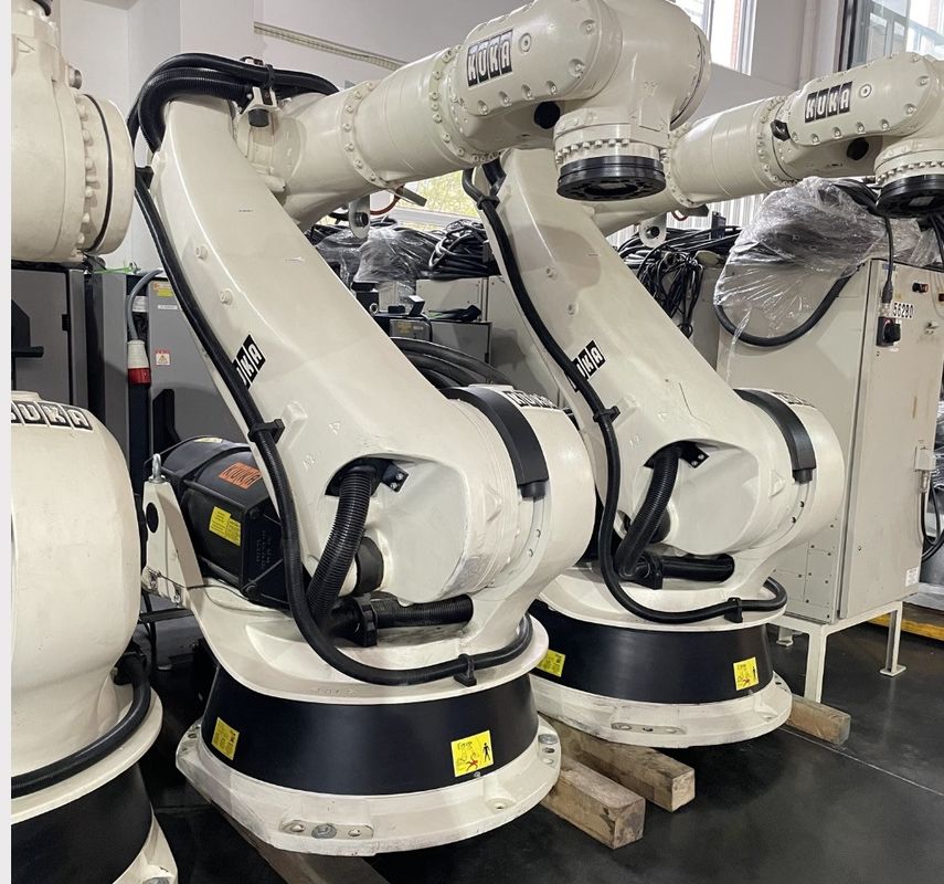 2700 Mm Reach Kuka Software Welding Robot per prestazioni di saldatura veloci e accurate Prendi questo affare! KUKA KR210 Robot, su misura per la verniciatura a spruzzo superiore e fastidio - carico / scarico gratuito