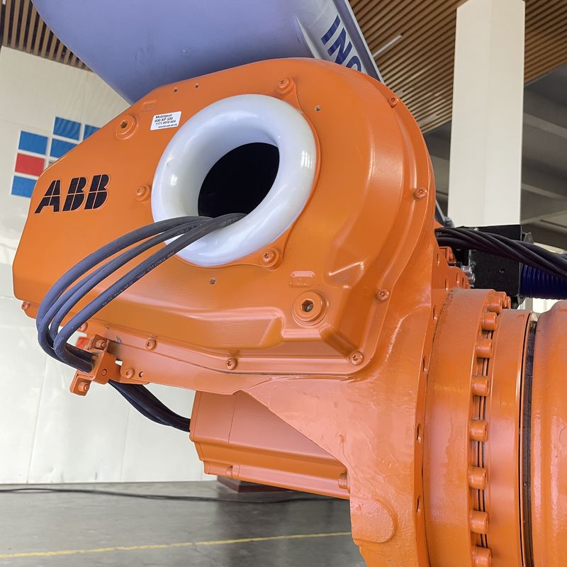 L'asse 6 ha utilizzato il robot industriale ABB6640-235/2.55 della saldatura a punti dei robot di ABB multifunzionale