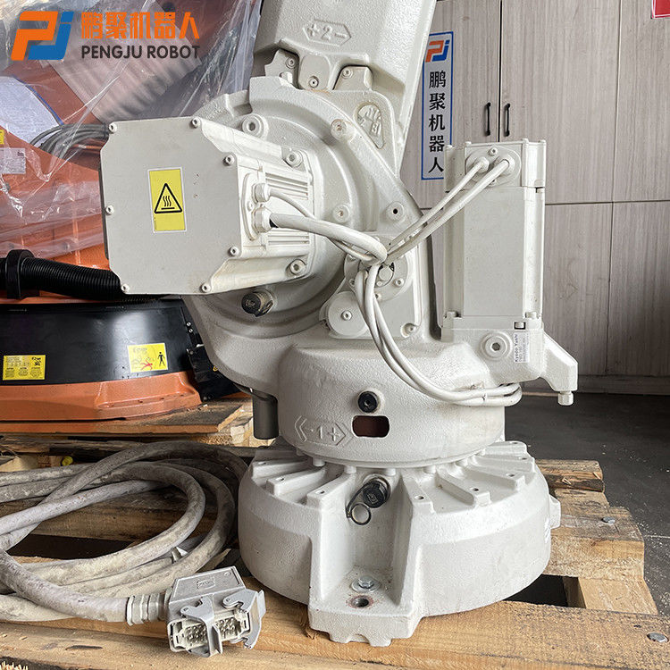 Trasporto con palette di trattamento usato industriale di asse ABB IRB 4600-40/2.5 robot del braccio 6