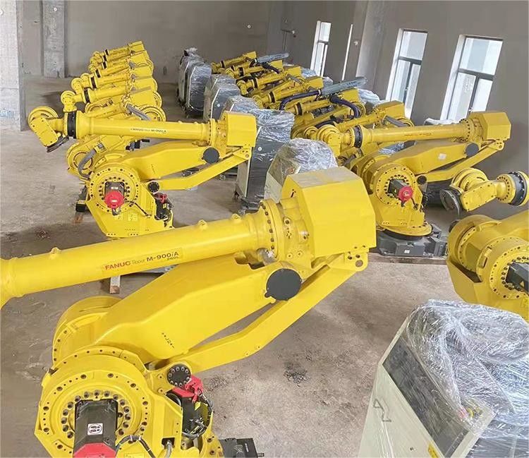 Fanuc R-2000iB-210F Pressa di saldatura a punto tendendo palletizzazione carico e scarico robot lavorazione