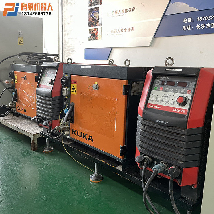 Robot per saldatura automatico di asse di Kuka KR5R1400 sei con l'apertura delle braccia 1400mm ed il carico 5kg