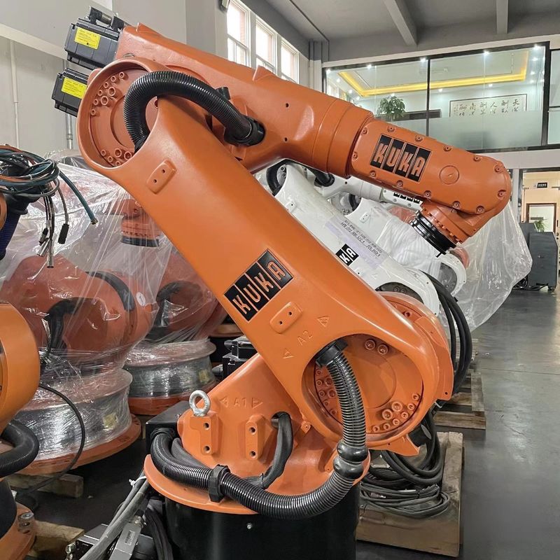 Kuka KR30 Robot di saldatura ad arco a nove assi con posizionatore a forma di H Kuka Saldatura ad arco, saldatura a punti, saldatura a punta