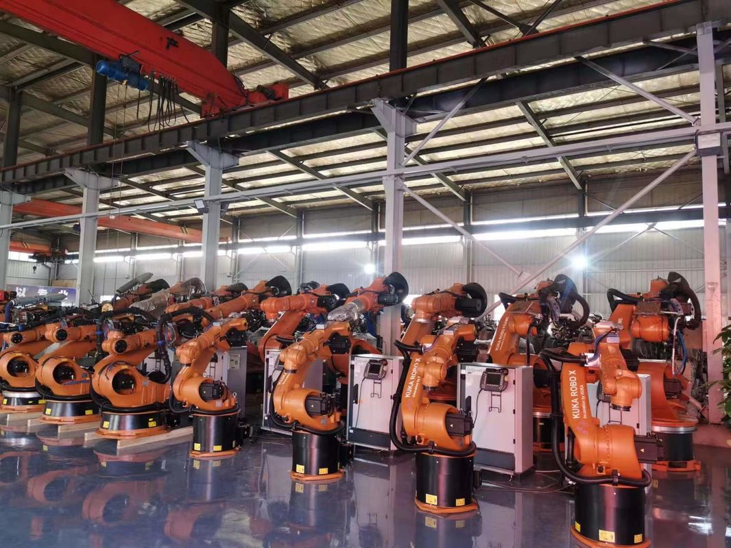 Proprietario di 210 kg di carico utile braccio robotico AC380V alimentazione Kr210 Modello di trivellazione 3D Laser Vision Laser di taglio in fibra di vetro