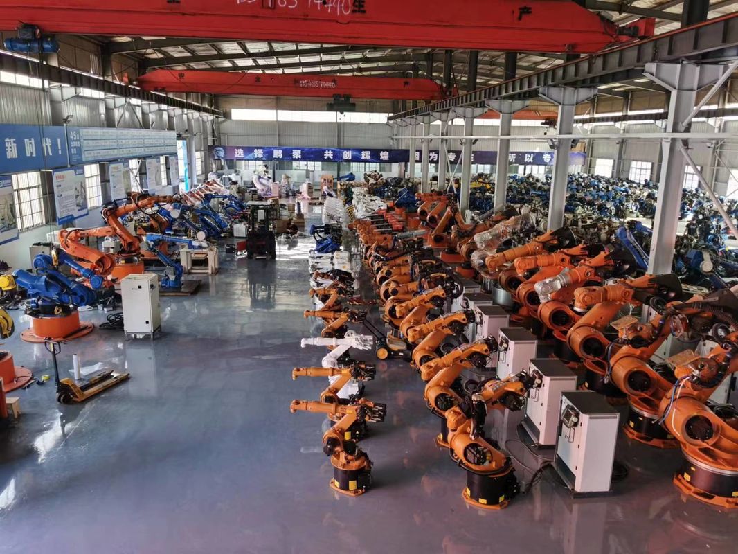 Yasakawa Es165d Robot di saldatura a punto per leghe di alluminio galvanizzato Placca di acciaio inossidabile Anchor Bolt
