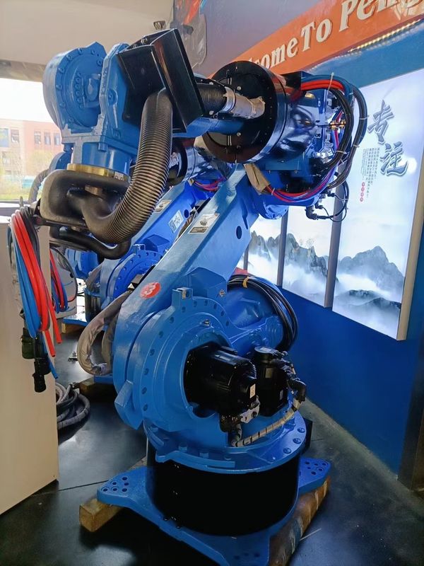Servo automatico di saldatura a punti Robot manipolatore del braccio MIG TIG Robot Yaskawa ES200D 2650mm Reach