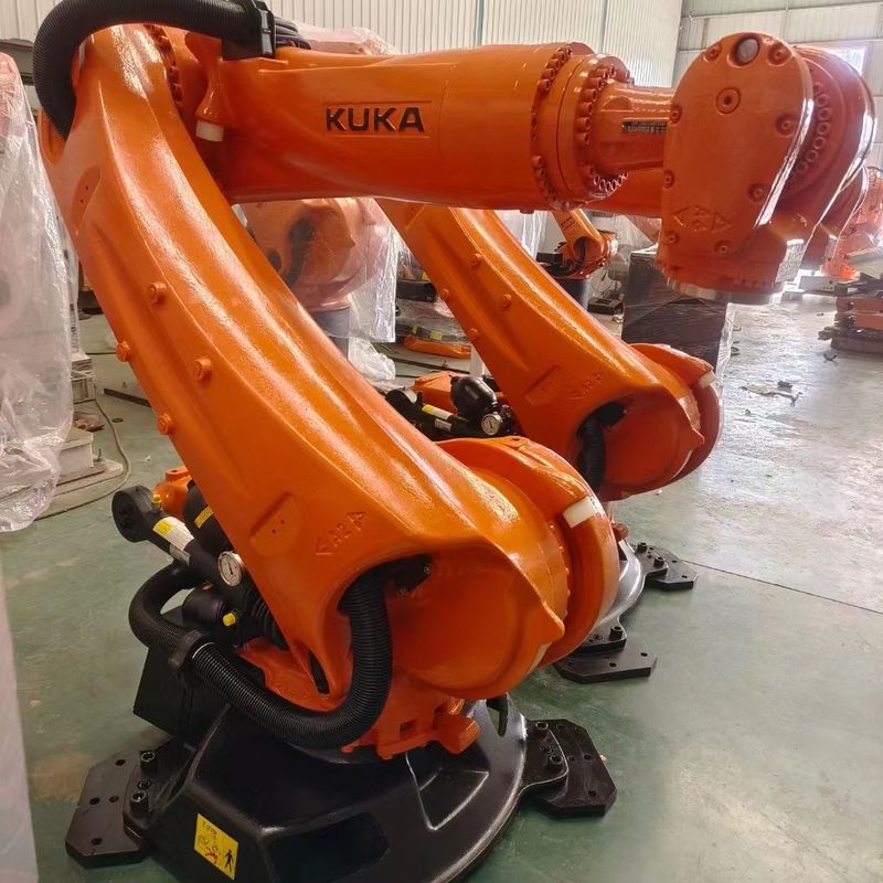 KUKA KR210 R2700 Prime Robot 6 assi 210kg Cargo utile 2700mm Portata per saldatura spot Palettizzazione Carico e scarico