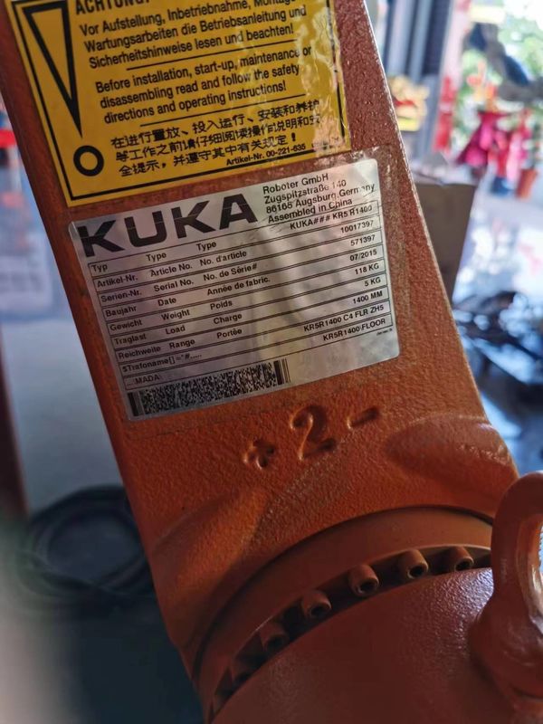 KUKA KR5 R1400 KRC4 Manipolazione delle parti, Misurazione, Assemblaggio delle parti, Colla - Collegamento adesivo, Saldatura ad arco