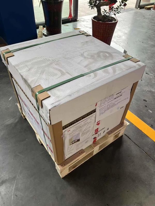 Nuovo ABB IRB 4600-60 / 2.05 M2004 Parti di carico, Mezzatura di movimentazione della lavorazione 60 kg di carico utile