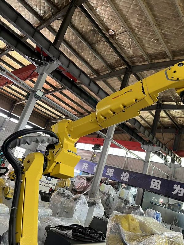FANUC M-10iA/7L, carico utile di 7 kg, portata di 1633 mm, saldatura ad arco Carico e scarico di parti