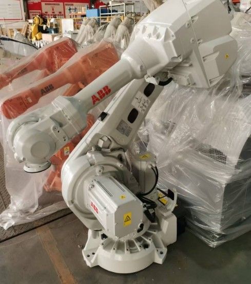 IRB 4600-60/2.05 IRC5 Controller utilizzato ABB Robot 6 assi Braccio robotico 2050mm Portata altamente affidabile ed efficiente