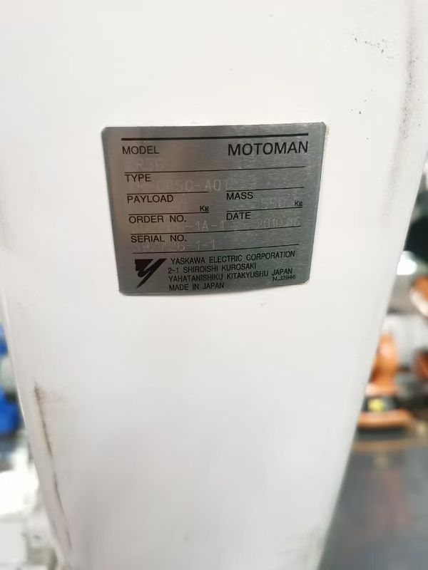 2061mm Reach CR50 XRC 50kg Payload Motoman Arco di saldatura Robot per la tendenza della stampa e il carico / scarico di parti