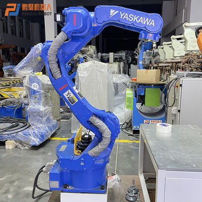 Caricamento usato capovolto dei robot di YASKAWA che scarica sei robot industriali Yaskawa MH12 di asse