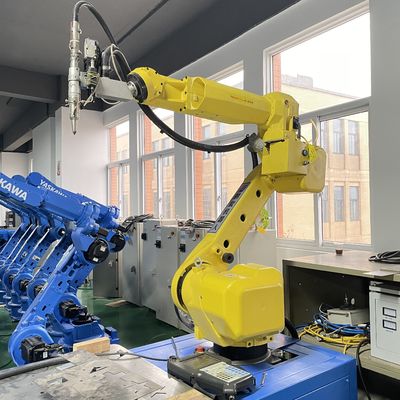 6 Asse Robot di saldatura ad arco industriale di seconda mano FANUC 20iA