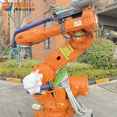 Robot utilizzato industriale dei robot ABB6640-235/2.55 di ABB per saldatura a punti che tratta trasporto con palette