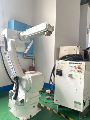 XRC Used Robotic Arm Payload 20kg Yaskawa CR20 Robot per la stanza pulita, robot per la movimentazione dei materiali, robot per il pick and place