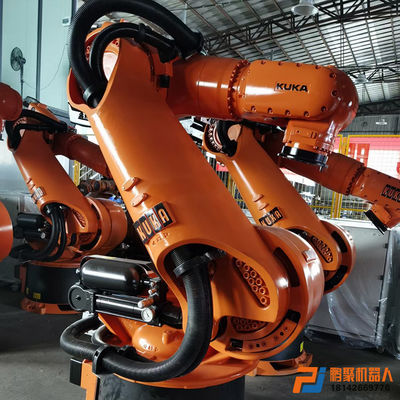 KUKA KR360 Palettizzazione, carico e scarico di parti, lavorazione, movimentazione di parti