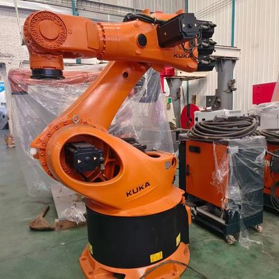 Massimizza la tua produzione con i robot KUKA usati KR360-3 e KRC4 Controller ARC Saldatura Assemblaggio di parti carico e scarico robot di taglio