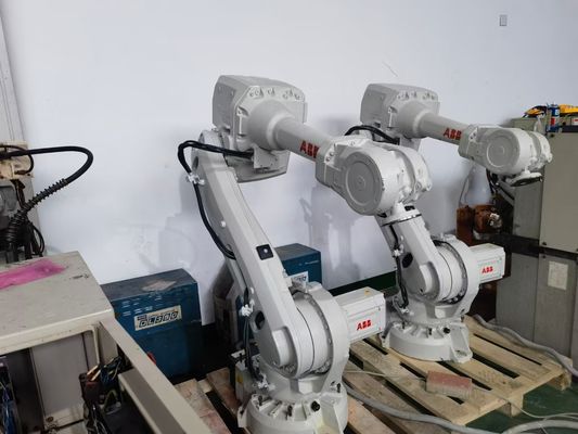 ABB IRB 4600-60/2.05 2050mm Range Medium Payload Robot per la lavorazione automatica delle macchine e la movimentazione dei materiali